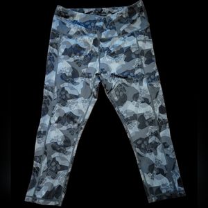Constantly Varied Gear CVG skull Capris